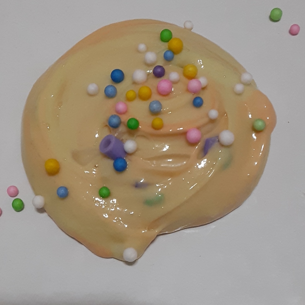 Confetti cake mix slime